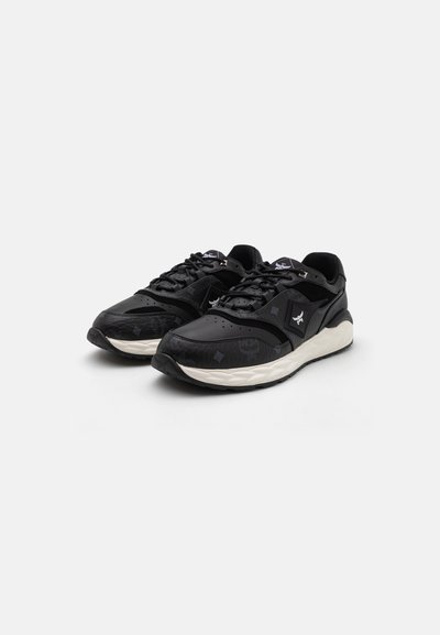 MCM SKYWANDER  - Sportcipő - black