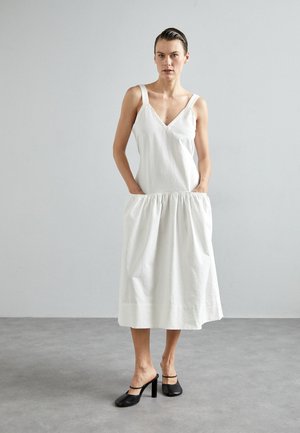 SASHA DRESS CRINKLE - Nappali ruha - off-white