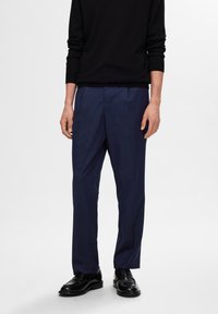 SLH190-REG TAPERED LEROY PLEAT PANT  - Bukser - sky captain