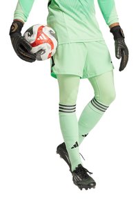 adidas Performance FUSSBALL - TEAM TIRO PRO - Pantalón corto de deporte - gruen