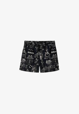 Czarne spodenki z białymi abstrakcyjnymi liniowymi wzorami i rysunkami, w tym postaciami, gwiazdami oraz nadrukowanym na przodzie słowem "AllSaints".