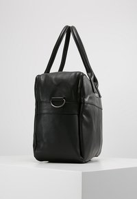 Kidzroom CARE DIAPERBAG - Skötväska - black