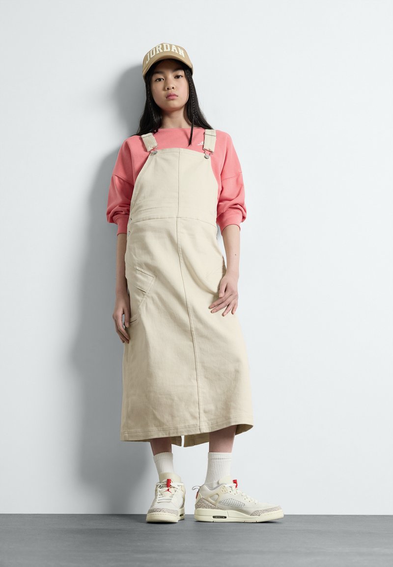 Jordan OVERALL DRESS - Day dress - legend light brown/beige - Zalando.ie