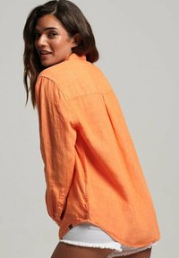 Superdry & Co CASUAL BOYFRIEND - Blusa - jaffa orange
