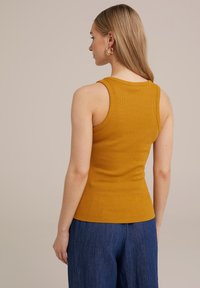 WE Fashion Top - yellow
