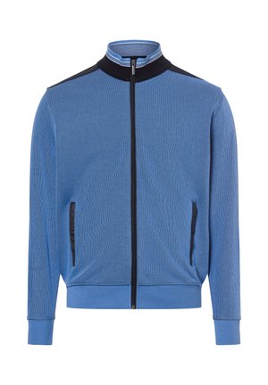 Giacca da track blu con zip e colletto alto, con accenti neri, due tasche laterali e polsi a coste per una maggiore texture.