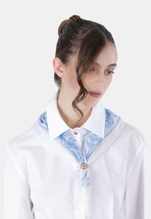 CAFèNOIR, PRINTED BANDANA SCARF AND ACCESSORY MULTIBLUE BANDANA - Sciarpa - white