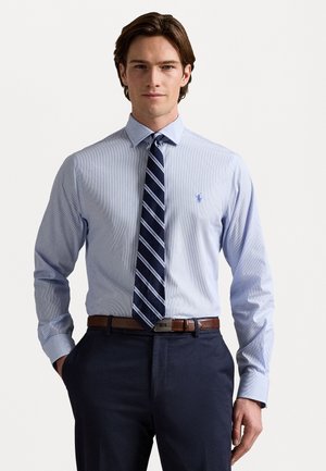 SLIM FIT STRIPED POPLIN SHIRT - Button down-skjorte - blue/white