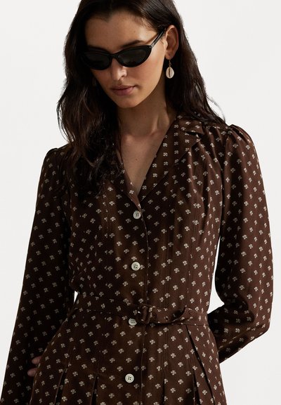 Polo Ralph Lauren BELTED SILK CREPE SHIRTDRESS - Blousejurk - brown/cream