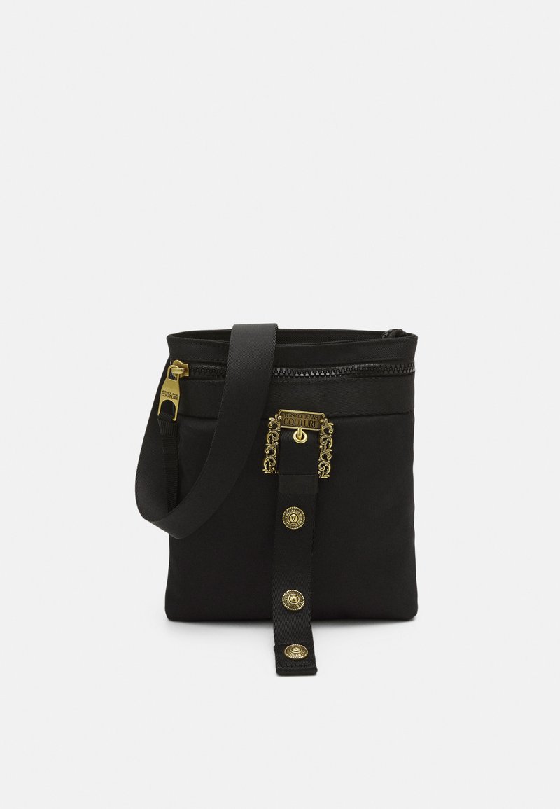 Herren Taschen & Koffer | Versace Jeans Couture RANGE COUTURE UNISEX Umhängetasche nero/schwarz - UC72389 Herren Taschen & Koffer | Versace Jeans Couture RANGE COUTURE UNISEX Umhängetasche nero/schwarz - UC72389