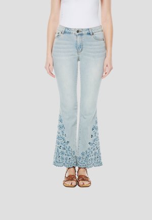 FLARE PUSH-UP  - Vaqueros bootcut - azul cl   light blue