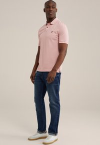 WE Fashion THE PIQUE - Polotričko - pink