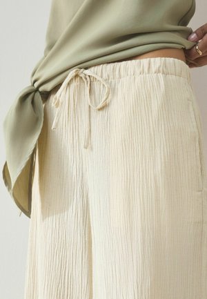Next, 3 PACK - Pantaloni - black neutral khaki