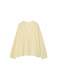 Sweter z dekoltem w serek w jasnym żółtym kolorze, wykonany z prążkowanego materiału. Posiada długie rękawy oraz luźny krój z prostym dołem.