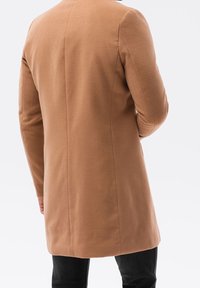 Ombre Cappotto corto - beige