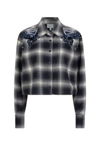 Geknipte, knoopsluiting overhemd in een zwart-wit ruitpatroon, met blauwe glinsterende bloemaccenten op de schouders en een zachte stoftextuur.