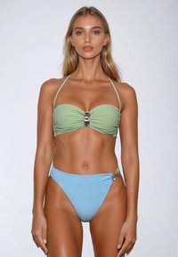 Flavia Valentini Bikini - edamame nereide