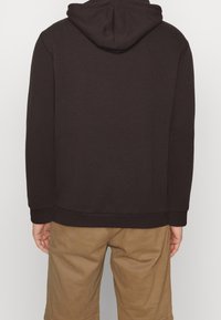 Pier One Jersey con capucha - brown