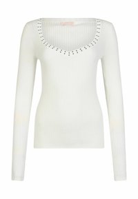 Haut blanc à manches longues côtelé avec un col en arrondi et des accents clous argentés le long du col. Texture douce, coupe ajustée.