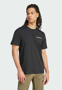 Adidas Terrex TERREX BACK GRAPHIC TSHIRT - T-skjorte til trening - black