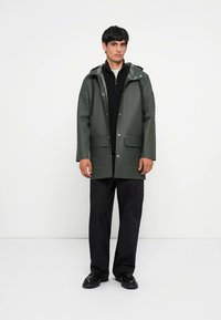 Stutterheim STUTTERHEIM X LYLE & SCOTT JACKET - Waterproof jacket - green