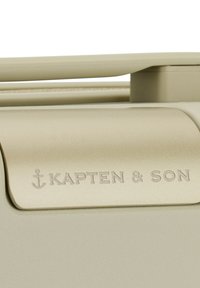 Kapten & Son HEATHROW CABIN - Boardcase - dusty pistachio