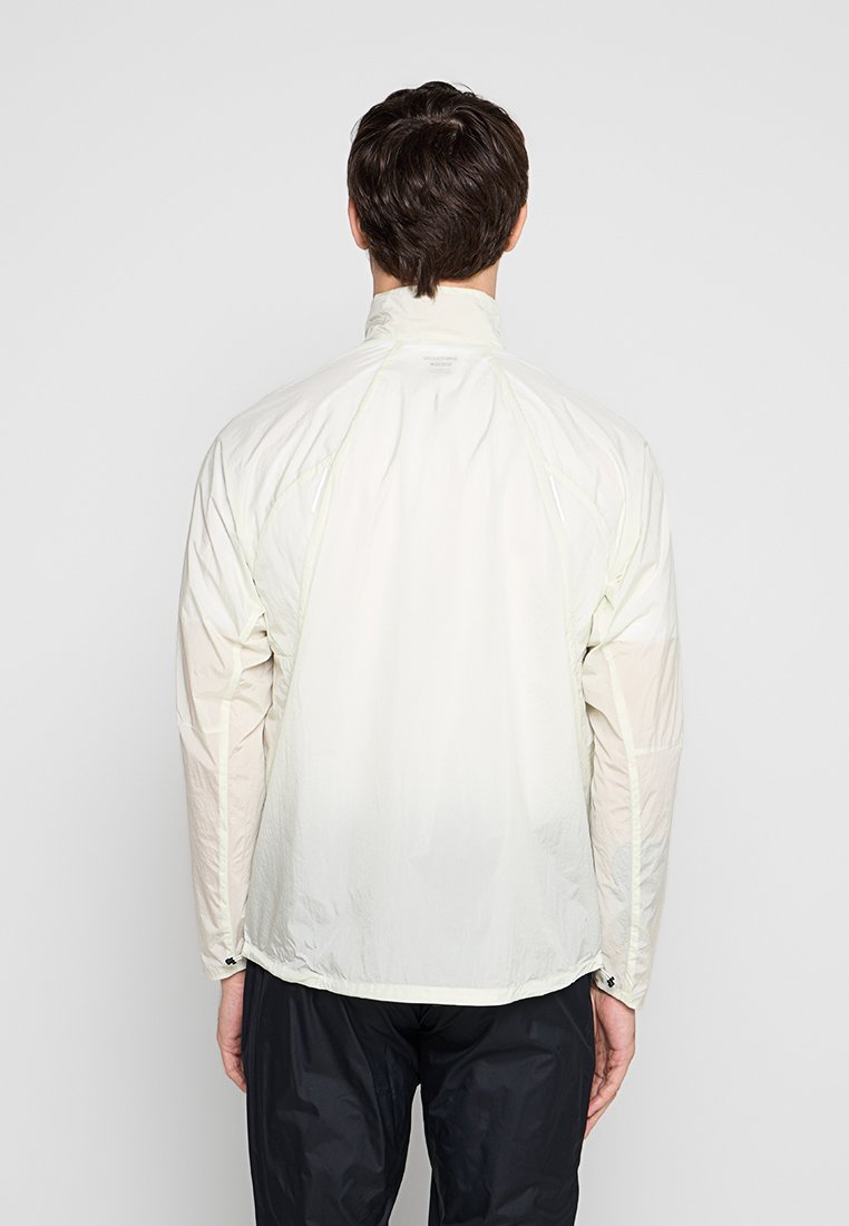 SHKOUT FLY REGULAR FIT