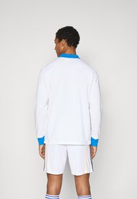 adidas Originals REAL MADRID ICON - Klubbklær - white/bluebird