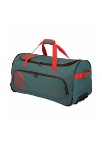 Borsa da viaggio in tessuto teal con accenti rossi. Presenta tasche con doppia cerniera, una maniglia imbottita e ruote per la mobilità. Forma rettangolare.
