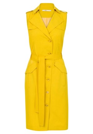 Vestito trench giallo senza maniche con cintura, colletto a rever, chiusura frontale con bottoni, tasche con patta e spalline.