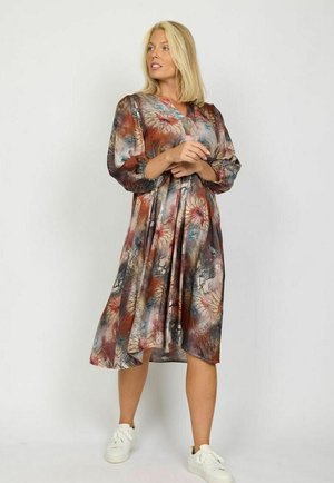 2-Biz SARITA - Freizeitkleid - brown