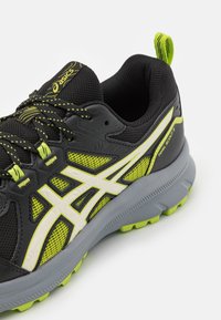 ASICS SCOUT 3 - Chaussures de running - black/birch