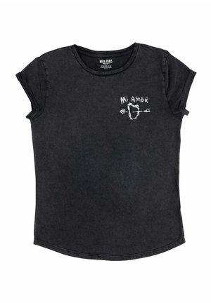 T-shirt en coton noir avec des manches retroussées, col rond et motif graphique à l'avant en texte blanc et cœur avec flèche. Coupe douce et décontractée.