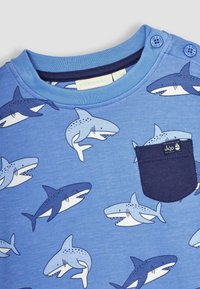 JoJo Maman Bébé GREAT SHARK REGULAR FIT - Top s dlhým rukávom - blue shark