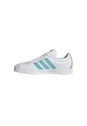 Hvide sportsko med turkise striber, gummisål og nubuck tåspids. Har et afrundet design og snorelukning.