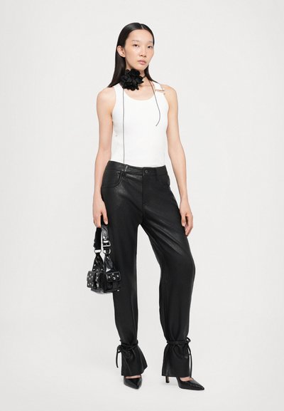 Won Hundred STRING TROUSERS - Nahkahousut - licorice