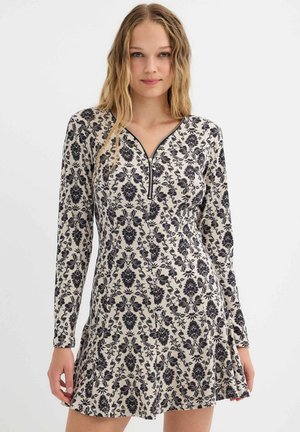 Vestido ligero - black