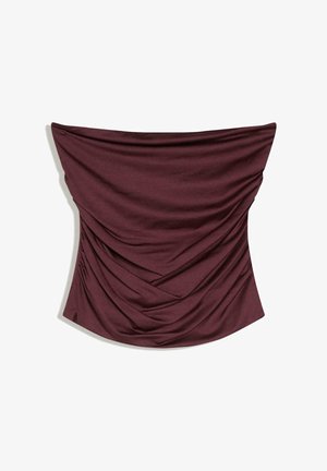 Top fără bretele, tip tub, cu pliuri în material bordeaux închis, cu detalii strânse care creează falduri moi pe față și pe părți.