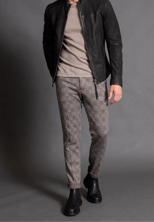 Chaqueta de cuero - black