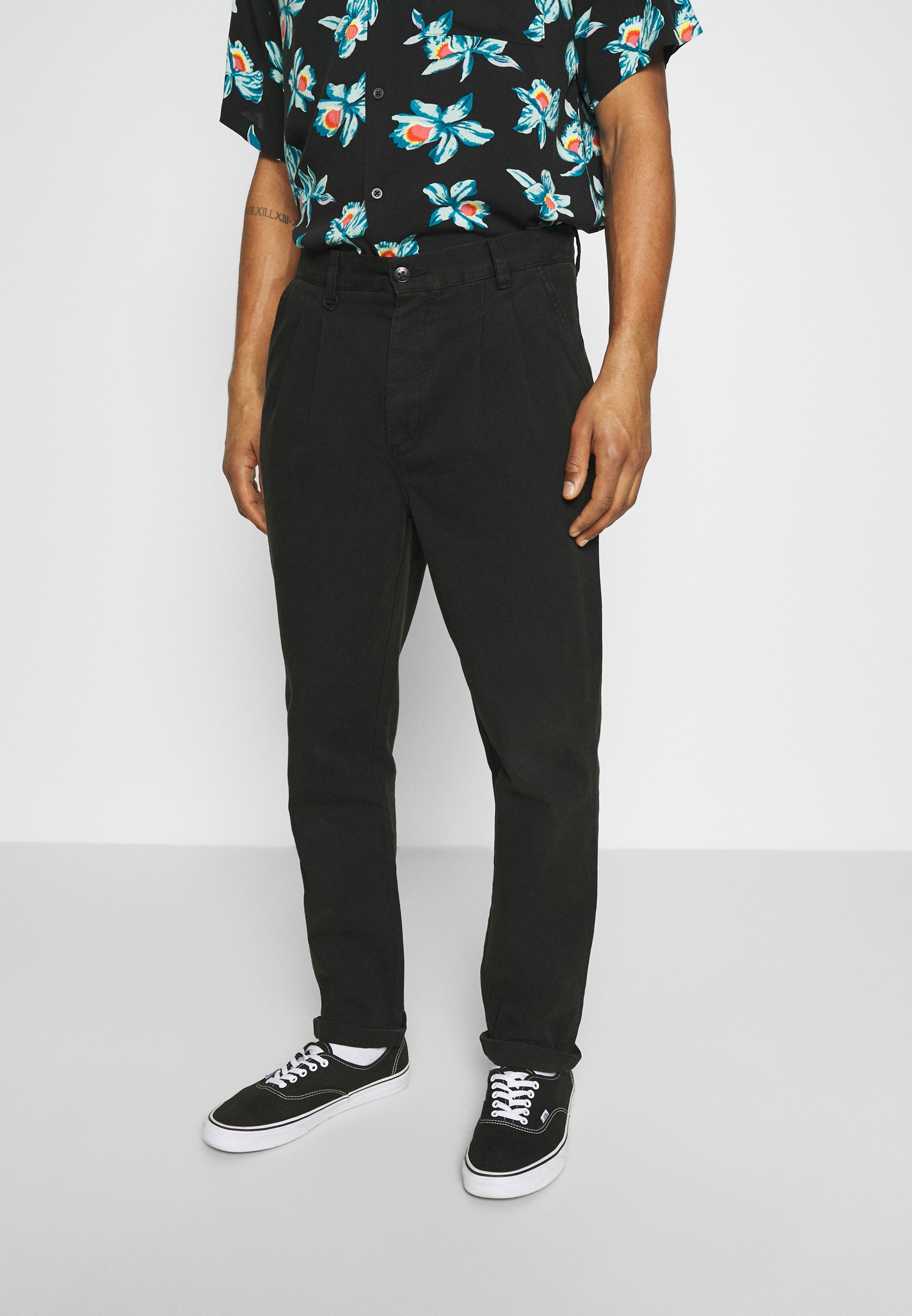 Neuw STUDIO PLEAT PANT - Trousers 