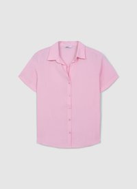 Chemise à manches courtes avec boutons, en tissu rose clair. Dotée d'un col pointu, d'une texture lisse et de boutons espacés uniformément sur le devant.