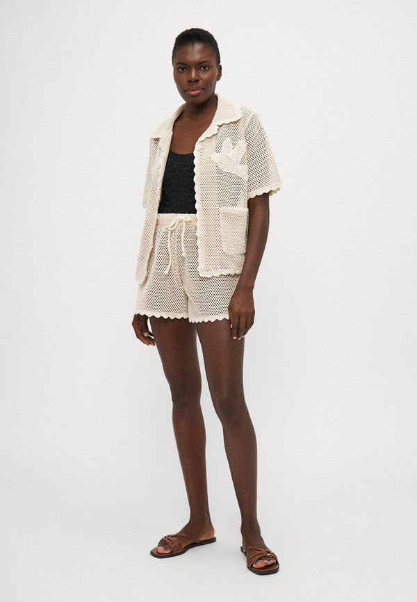 SALLY SHORT - Beach accessory - tan2