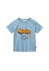 Ανοιχτό μπλε βαμβακερό t-shirt με τυπωμένη τίγρη σε σκέιτμπορντ, με το κείμενο «COOL KIDS» από κάτω σε μαύρο. Κοντά μανίκια και στρογγυλή λαιμόκοψη.