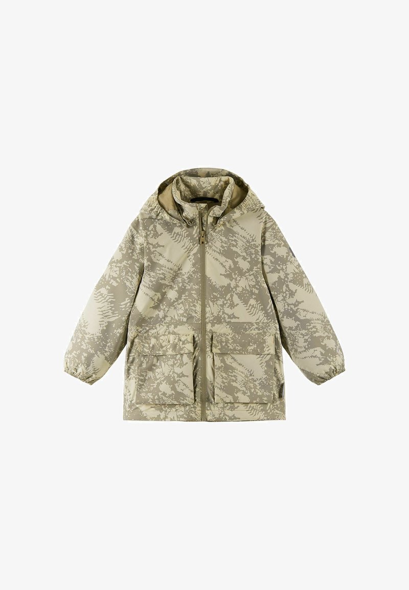 Veste beige à capuche, présentant un motif camouflage texturé, fermée par une fermeture éclair, avec deux poches avant et des poignets élastiques.
