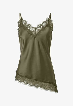 Olijfgroene satijnen cami met bloemenkant langs de V-hals, zoom en asymmetrische zoom, voorzien van dunne verstelbare bandjes.