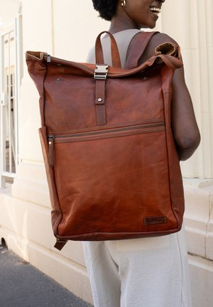 Gusti Leder ODAN - Shopping bags - braun