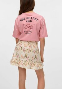 VERO MODA Girl OLLY  - T-shirt med print - rose elegance