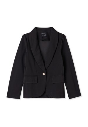 Blazer nero su misura con maniche lunghe, collo sciallato, un bottone decorativo e due tasche frontali con pattina.