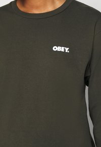 Obey Clothing Pitkähihainen paita - khaki