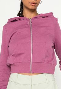 Even&Odd Camisola com fecho - berry
